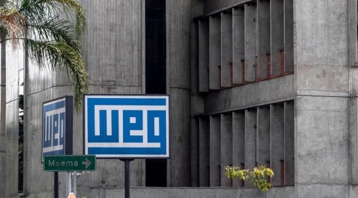 WEG (WEGE3) registra lucro de R$ 1,588 bi no 4º trimestre de 2025, queda de 6,3% em relação ao ano anterior