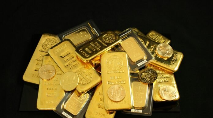 Ouro em Queda: Realização de Ganhos e Aguardando Negociações EUA-Irã