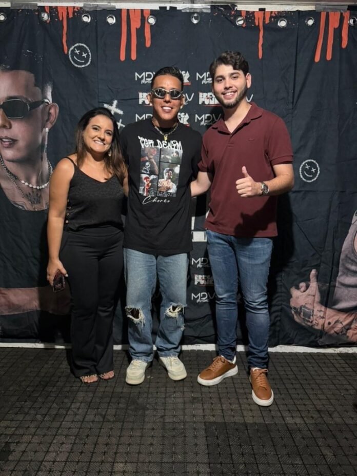 0695d7c4-764f-4985-8e06-ad4807aa23ec-768x1024-1