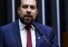 PSOL Decide Não Formar Federação com PT para 2026