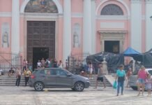 Problemas em Recife: Calçadas Destruídas e Questões de Segurança