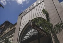 Recife Realiza Sessão Inclusiva do Filme O Agente Secreto no Teatro do Parque