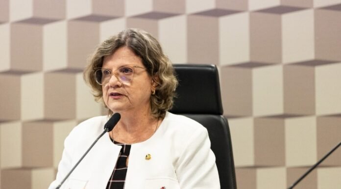 Senado Avança em Projeto de Lei para Combater Misoginia e Racismo nas Escolas