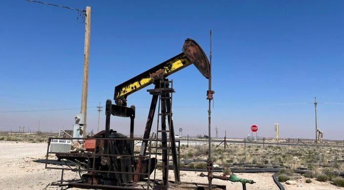 Ações de Petroleiras Disparam com Alta do Petróleo Após Conflito no Irã