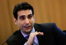 Gabriel Galípolo destaca a estabilidade da política monetária do Brasil em meio a incertezas globais