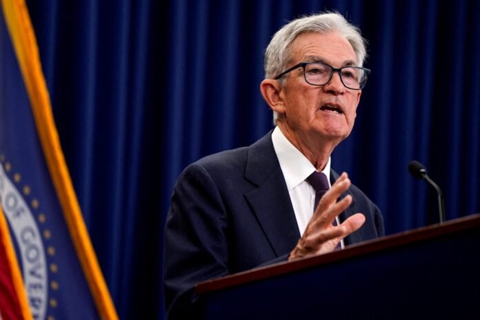 2025-10-14T163348Z_1_LYNXNPEL9D0XX_RTROPTP_4_USA-FED-POWELL