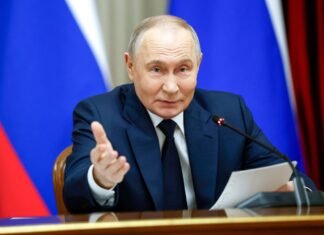 Putin Reitera Apoio à Irã em Mensagem de Ano Novo
