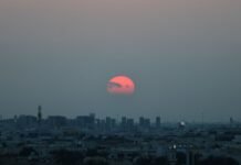 Acidente Aéreo no Catar: Helicóptero Militar Cai e Deixa Vítimas