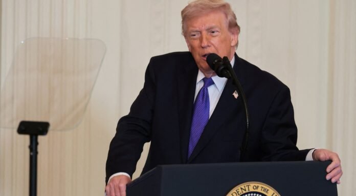 Trump Solicita Adiamento de Viagem à China Devido à Conflito com o Irã