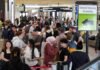 Filas de Segurança nos Aeroportos Americanos Atingem Níveis Críticos em Domingo de Paralisação