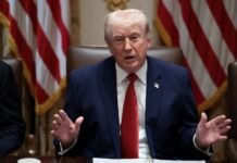 Trump Considera Encerrar Conflito com Irã Apesar de Ormuz Fechado