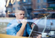 Como Decisões Adiadas Podem Impactar Sua Carreira: 5 Passos para Superar esse Ciclo