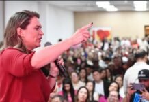 Marília Arraes se filia ao PDT em evento com Carlos Lupi no Recife