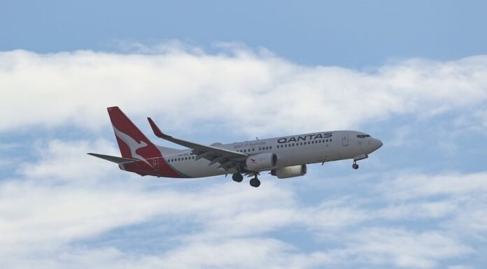 Qantas Airways Concorda em Indemnizar Passageiros Após Cancelamentos de Voos na Pandemia