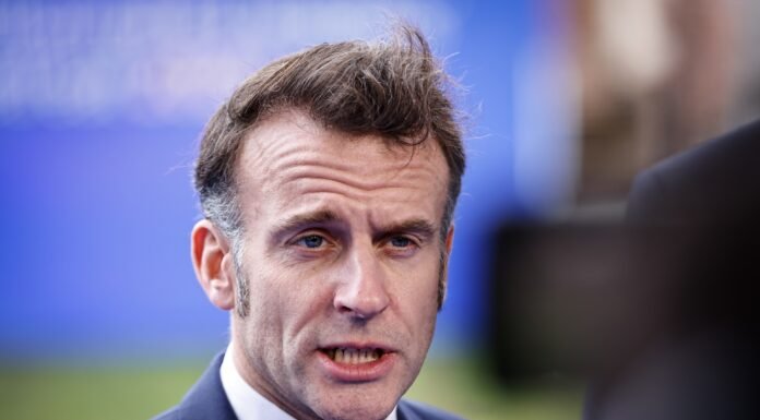 Macron Reitera que França Não Participará de Desbloqueio do Estreito de Ormuz