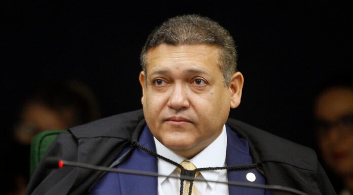 Tentativa de Reunião entre Assessor de Trump e Ministro do STF é Impedida