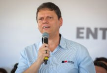 Tarcísio de Freitas Apoia Classificação de Facções Brasileiras como Organizações Terroristas