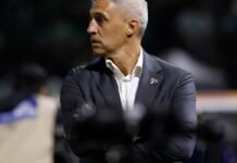 São Paulo Futebol Clube se despede do técnico Hernán Crespo
