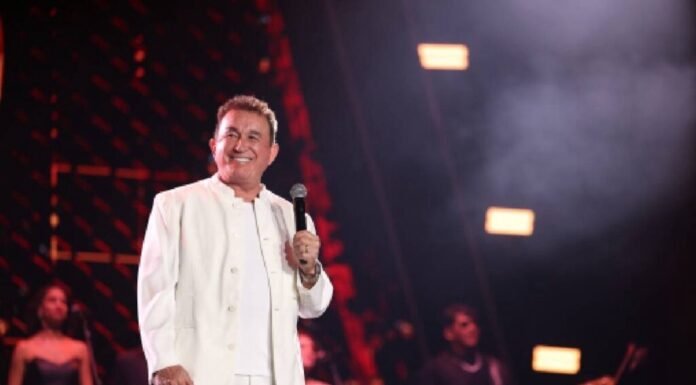 Amado Batista Brilha na Festa de São José em Surubim