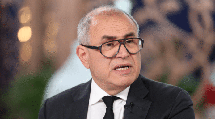 Otimismo de Nouriel Roubini sobre a Economia dos EUA e o Futuro da Inteligência Artificial