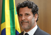 Lula Nomeia Leonardo Barchini como Novo Ministro da Educação