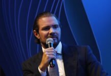 Controvérsias sobre Mensagens entre Moraes e Vorcaro: Análise de Peritos e Software da PF