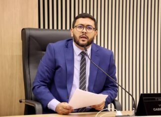 Dhiego Serra Solicita Soluções para Problemas Habitacionais e Provoca Debate na Câmara de Petrolina