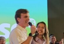 Miguel Coelho Critica Dependência de ‘Muletas Nacionais’ em Ato Político