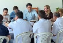 Raquel Lyra Promove Almoço Estratégico com Casal Pimentel e Roberta Arraes no Sertão