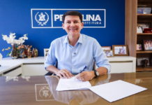 Prefeito Simão Durando Implementa Pix Tecnológico para Educadores em Petrolina