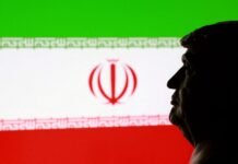 Presidente do Parlamento Iraniano Rechaça Negociações com os EUA: ‘Informações Falsas para Manipulação do Mercado’