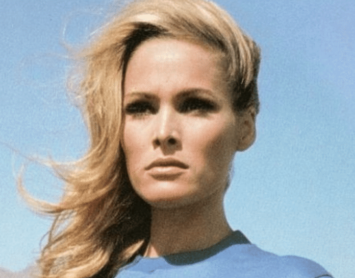 Ursula-Andressreproducaoinsta