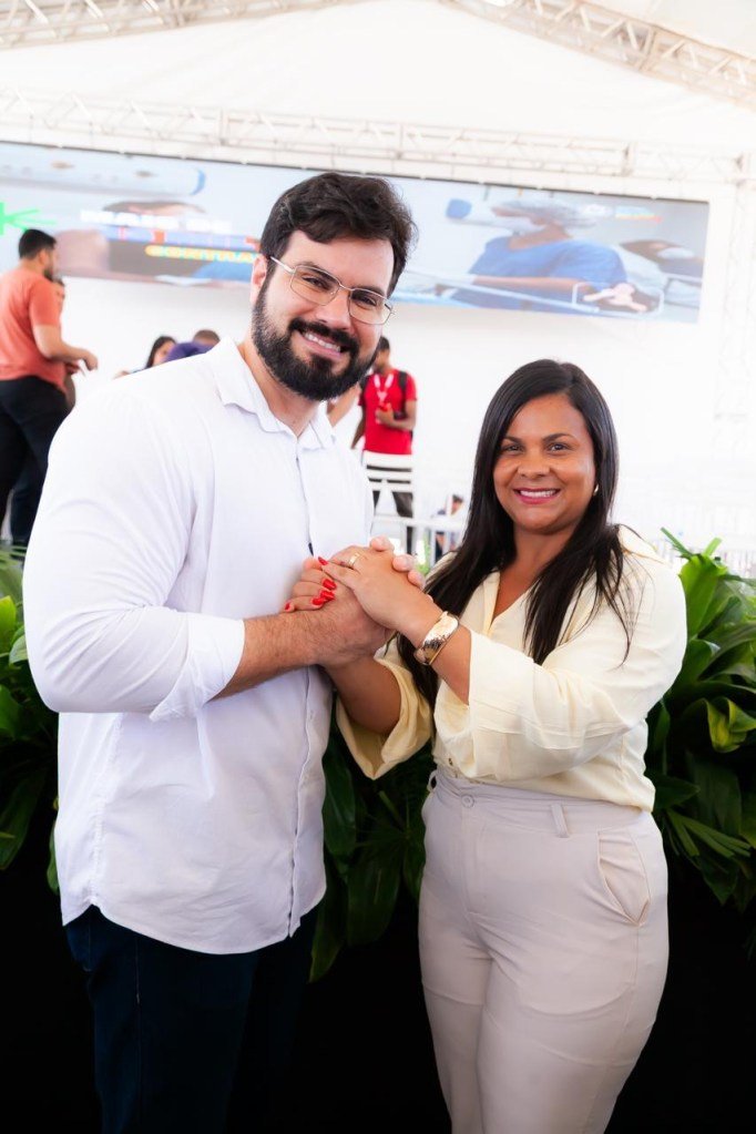 b51351f7-dd45-46eb-84e4-fc226f092805-682x1024-1