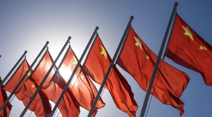 Economia Chinesa Mostra Sinais de Recuperação em 2026 Apesar de Incertezas Globais