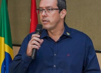 Renúncia do Prefeito de Macapá: Contexto e Implicações da Decisão