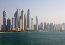 Reabertura da Nasdaq Dubai: Oportunidades em Meio a Desafios Regionais