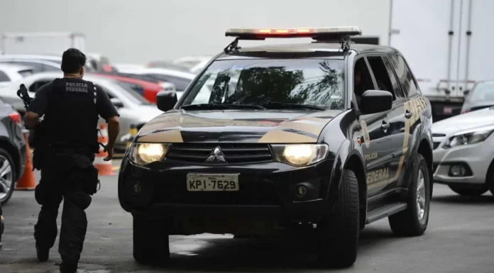 Megaoperação da Polícia Federal Contra o Comando Vermelho Atinge 15 Estados Brasileiros