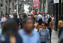 Câncer Colorretal no Brasil: Projeções Alarmantes e Desafios Emergentes até 2030