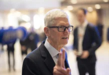 Tim Cook Reafirma Compromisso da Apple com a China em Fórum de Desenvolvimento