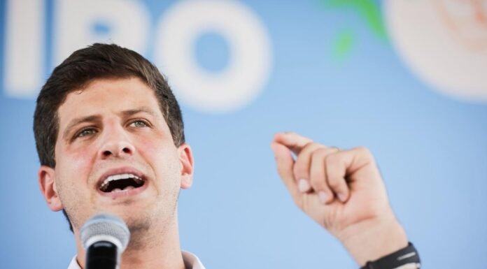 João Campos destaca unidade política e anuncia chapa da Frente Popular em breve