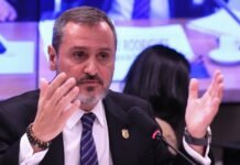 Polícia Federal Reafirma Compromisso em Investigar Banco Master Sem Intimidações