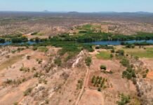 Audiência Pública em Floresta: Debates Sobre o Projeto de Mineração Serrote da Pedra Preta