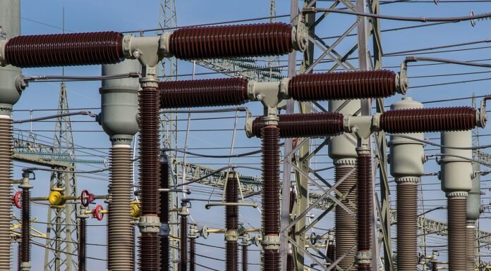 XP Atualiza Projeções para Setor Elétrico: Análises de Axia, Copel, Auren e Engie