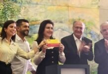 Simone Tebet Se Filia ao PSB em Busca de Vaga no Senado por São Paulo