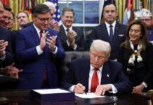 Assinatura de Donald Trump será incluída nas notas de dólar americano