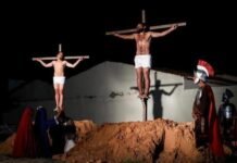 Espetáculos sacros mobilizam Petrolina durante a Semana Santa Ascom PMP A Secretaria Executiva de Cultura de Petrolina fez um convite à população para prestigiar os espetáculos sacro