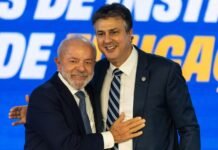 Lula apresenta aplicativos do MEC com acesso gratuito a livros e cursos de idiomas Edição de