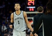 Wembanyama brilha com 41 pontos e Spurs superam Warriors na NBA Photo by Ezra Shaw/Getty Images