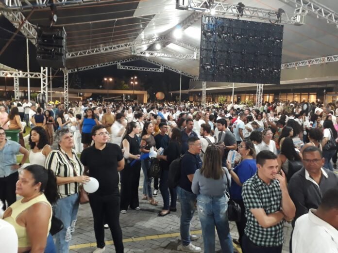 João Campos inaugura Hospital da Criança em Recife com grande presença popular