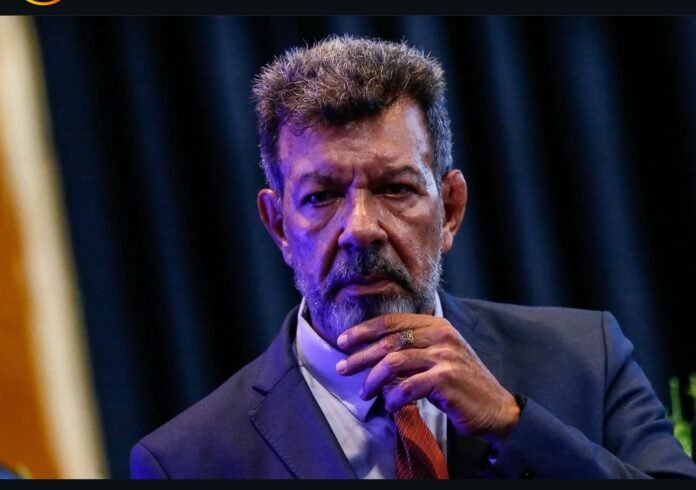 Paralelos entre a Paixão de Cristo e a crise moral no Brasil